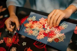 Recortes de papel (剪纸 - Jiǎnzhǐ)