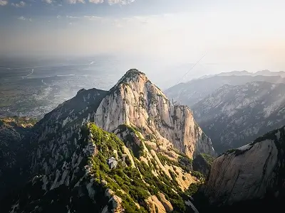 Cumbre Este (Dongfeng)